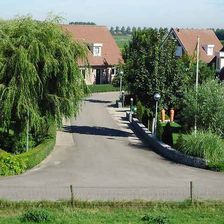 Huize Polderzicht Aan Het Grevelingenmeer Battenoord Exteriör bild